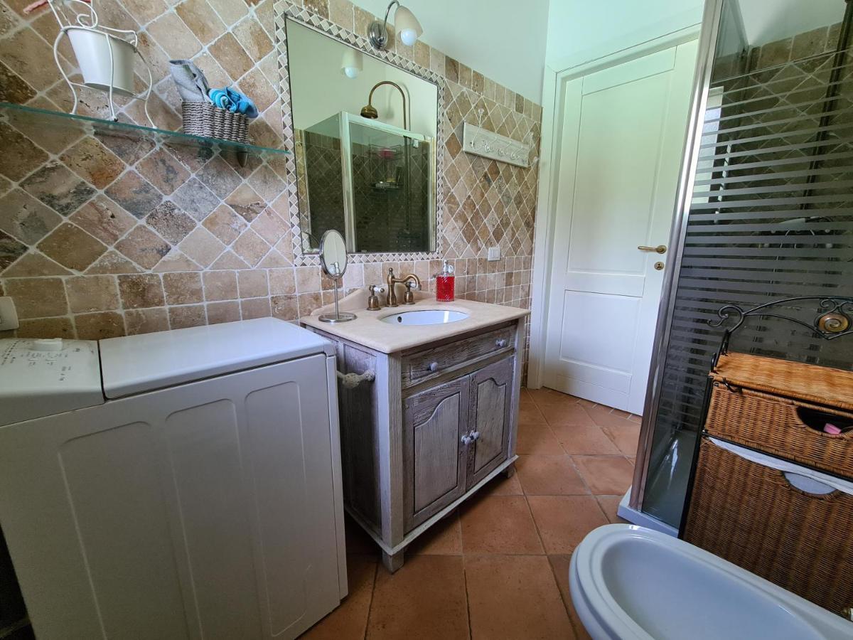 Villa Paola San Teodoro Con Piscina Privata Lu Lioni Exterior foto