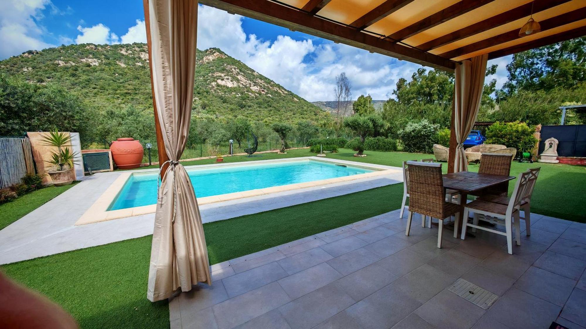 Villa Paola San Teodoro Con Piscina Privata Lu Lioni Exterior foto